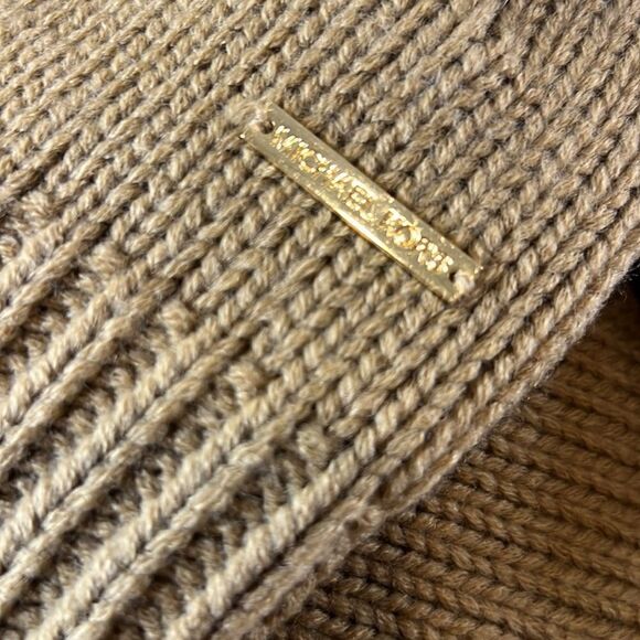 NWT Michael Kors Tan Sweater Infinity Scarf - Picture 4 of 6